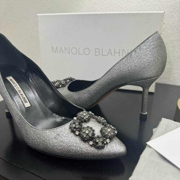 Manolo Blahnik Hangisi 70 Embellished Lamé Crystal Buckle Silver 38.5 - Picture 4 of 9
